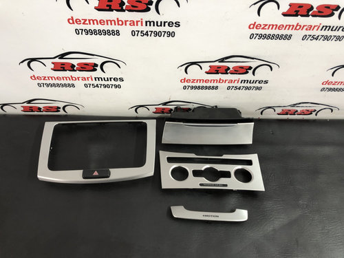Ornamente trim bord cu scrumiera VW Passat B7 3.6i V6 R-Line Automat 300cp sedan 2014 (3AA858069)