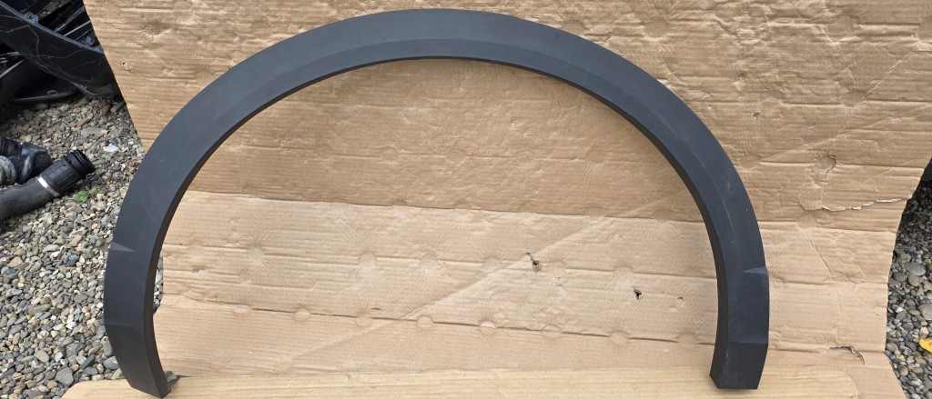 Overfender Bandou aripa dreapta spate Vw
