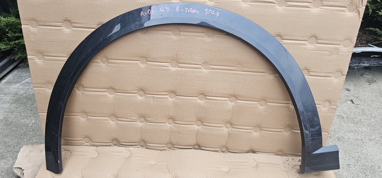 Overfender Bandou aripa stanga fata Audi E-Tron 2019 2020 2021 2022