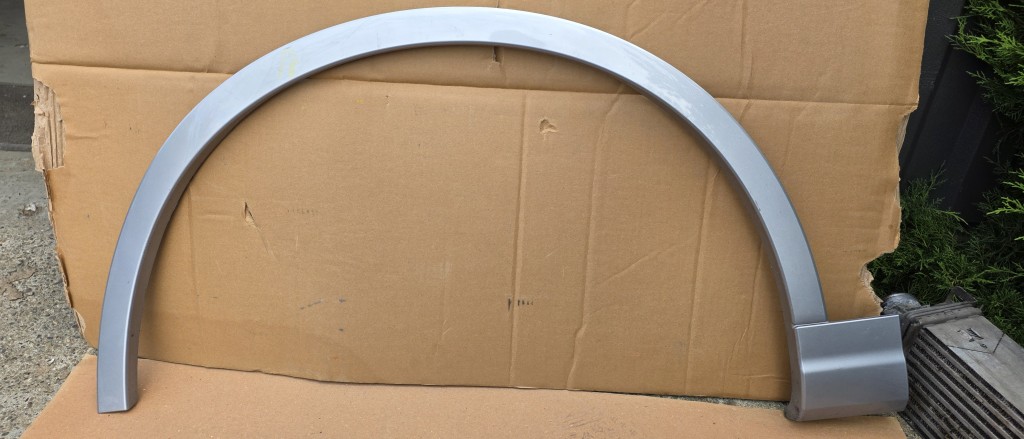 Overfender Bandou aripa stanga fata AUDI Q7 4M 2016 2017 2018 2019
