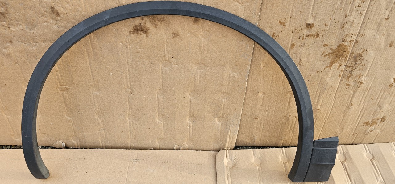 Overfender Bandou aripa stanga fata Vw Touareg 3 CR 2018 2019 2020 2021 2022