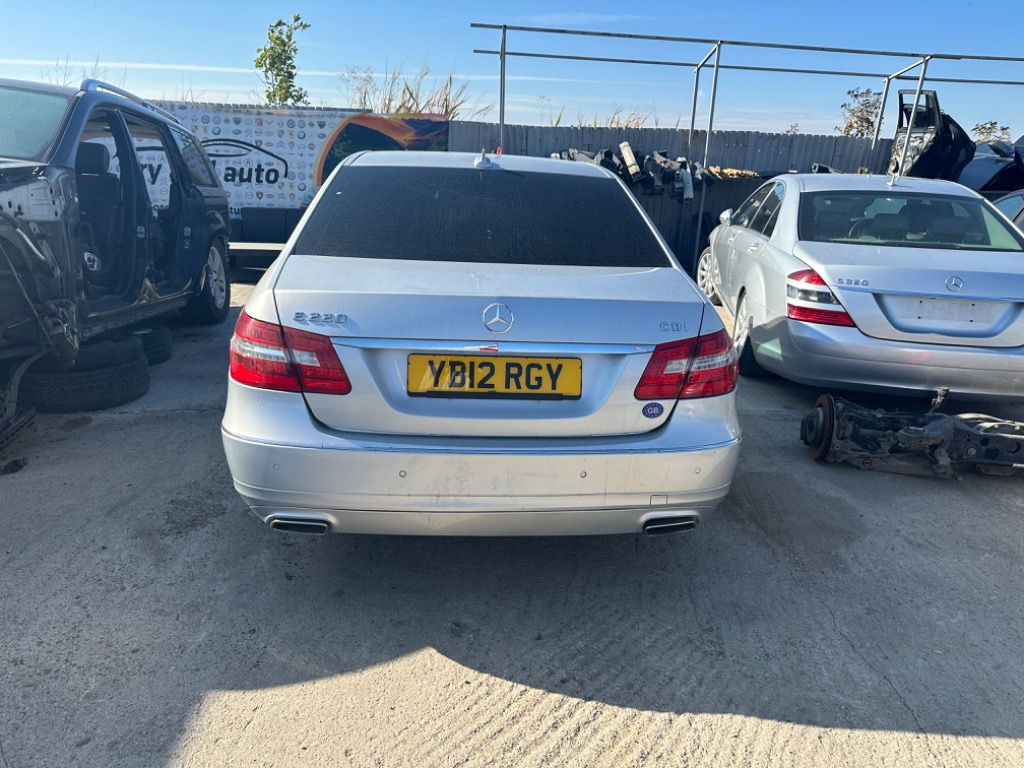 Pachet AMG Mercedes e class w212 original mercedes