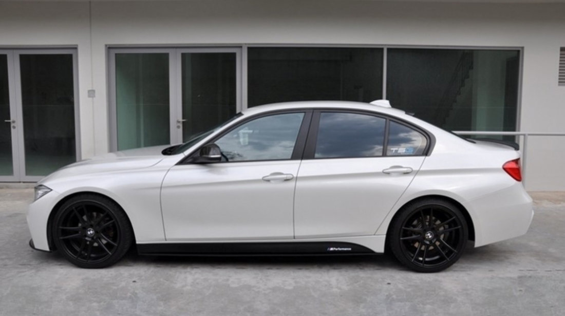 Pachet Exterior Compatibil Cu Bmw Seria 3 F30 2011-2019 M-Performance Design CBBMF30MPDO