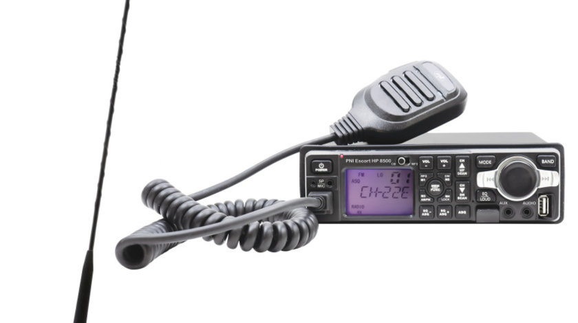 Pachet Statie radio CB si MP3 player PNI Escort HP 8500 ASQ si Antena CB PNI Duplex 2000 CB-FM PNI-PACK114