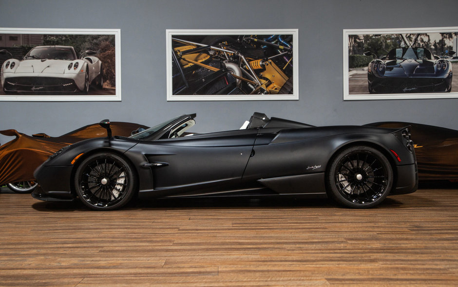 Pagani Huayra Roadster de vanzare