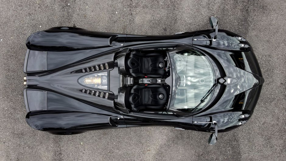 Pagani Huayra Roadster de vanzare