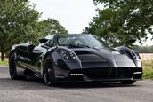 Pagani Huayra Roadster de vanzare