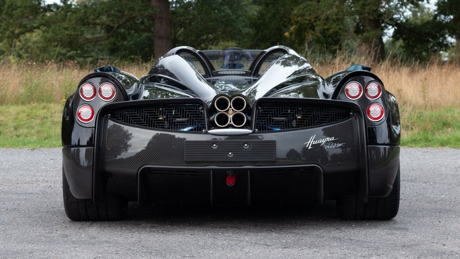 Pagani Huayra Roadster de vanzare