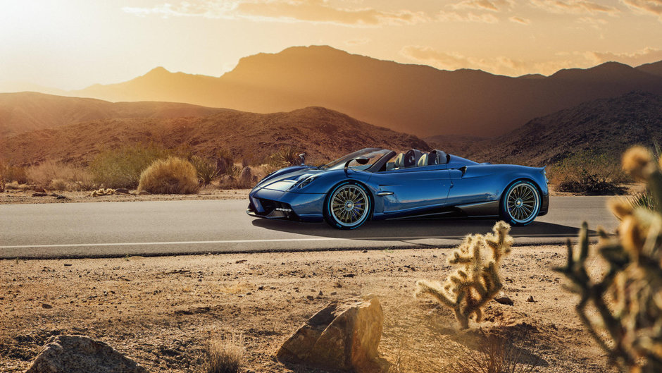 Pagani Huayra Roadster