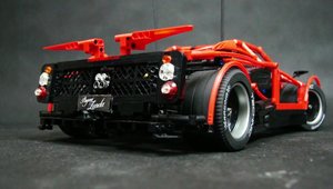 Pagani Zonda din LEGO