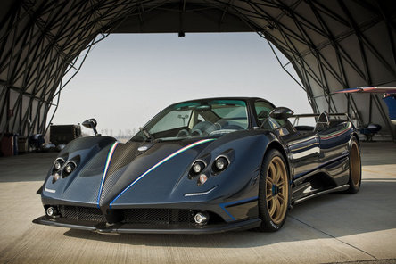 Pagani Zonda Tricolore aterizeaza la Geneva!