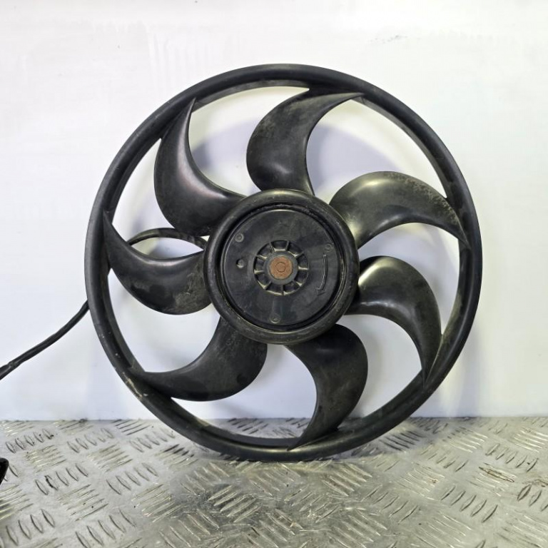 Paleta ventilator Opel Antara facelift 2010-2016 2.2 CDTI 3137230070 HGYD