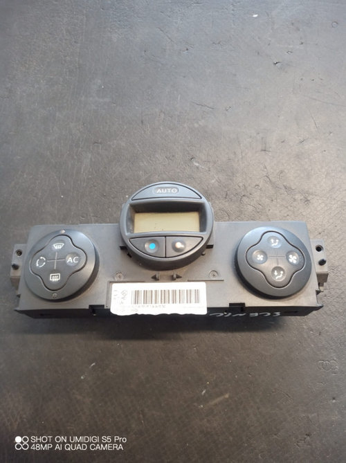 Panou aer conditionat , RENAULT SCENIC II COD- 820041294