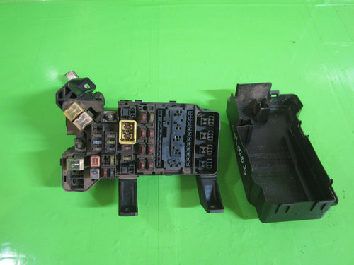 PANOU / BLOC SIGURANTE / RELEE MITSUBISHI PAJERO III 3.2 DI-D 4X4 FAB. 1999 – 2007 ⭐⭐⭐⭐⭐