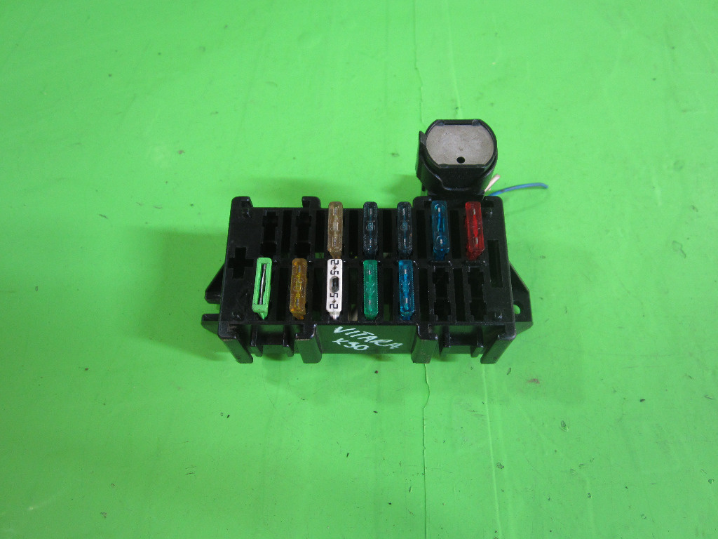 PANOU / BLOC SIGURANTE SUZUKI VITARA X-90 1.6 16V 4X4 FAB. 1995 - 1997 ⭐⭐⭐⭐⭐