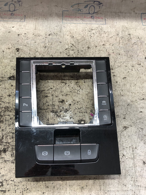 Panou butoane CD Player Skoda Superb 3 2.0 Motorina 2017