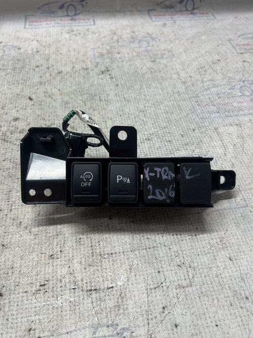 Panou butoane comutare Nissan X-Trail 2016, 240184CE0A