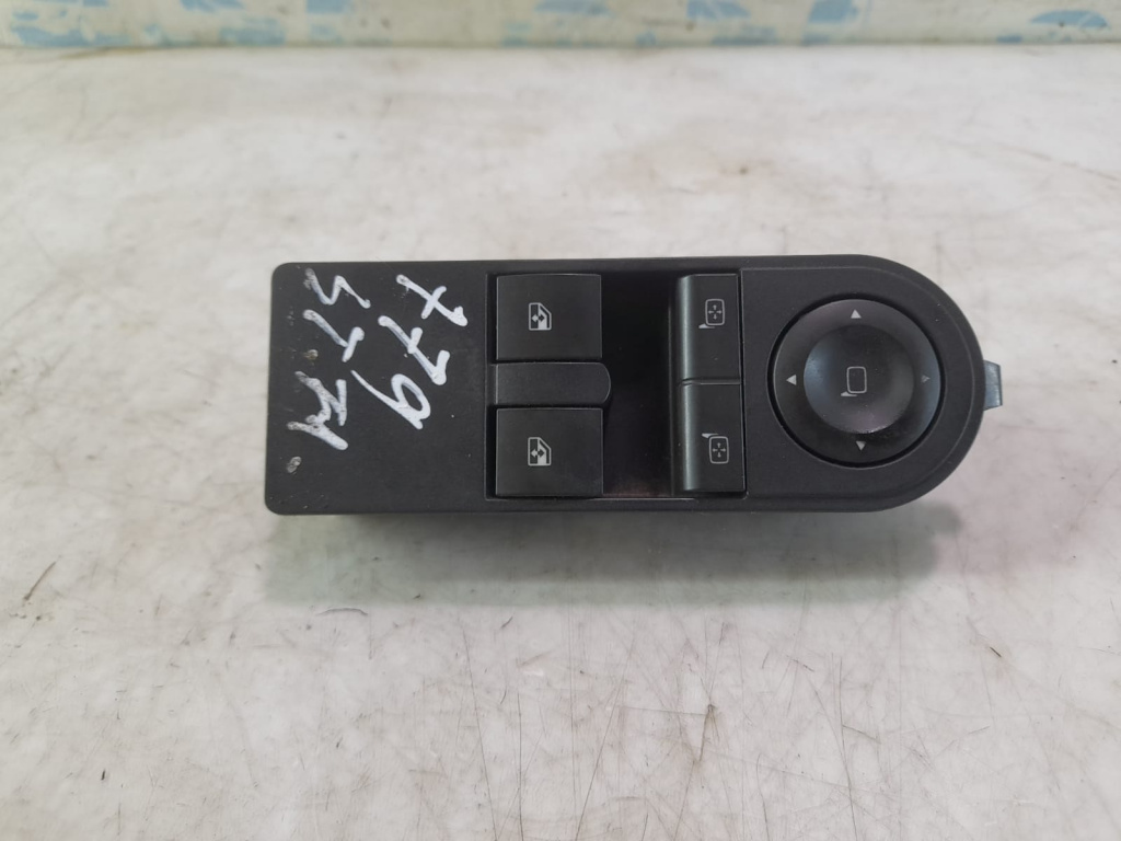 Panou butoane geam 13228706 Opel Zafira B [2005 - 2010] 1.7 cdti A17DTR