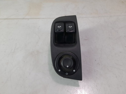 Panou butoane geamuri 8200181696 Renault Megane [facelift] [1999 - 2003] 1.6 benzina K4M700