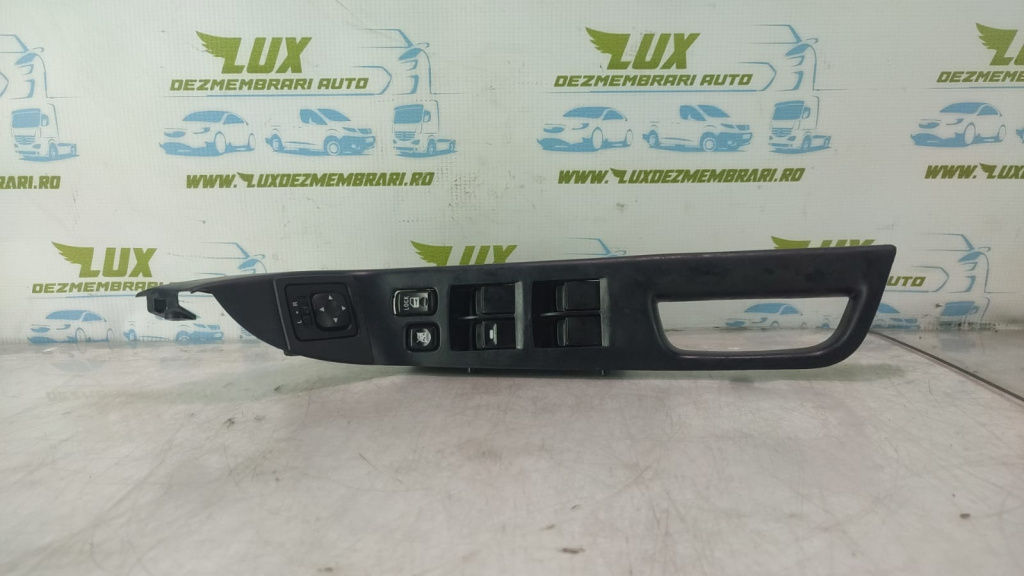 Panou butoane geamuri 8608a068 Mitsubishi Lancer X [facelift] [2010 - 2015] 1.8 d 4N13