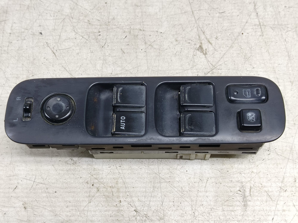 Panou butoane geamuri Suzuki Grand Vitara FT [facelift] [2001 - 2006] 2.0 hdi RHW