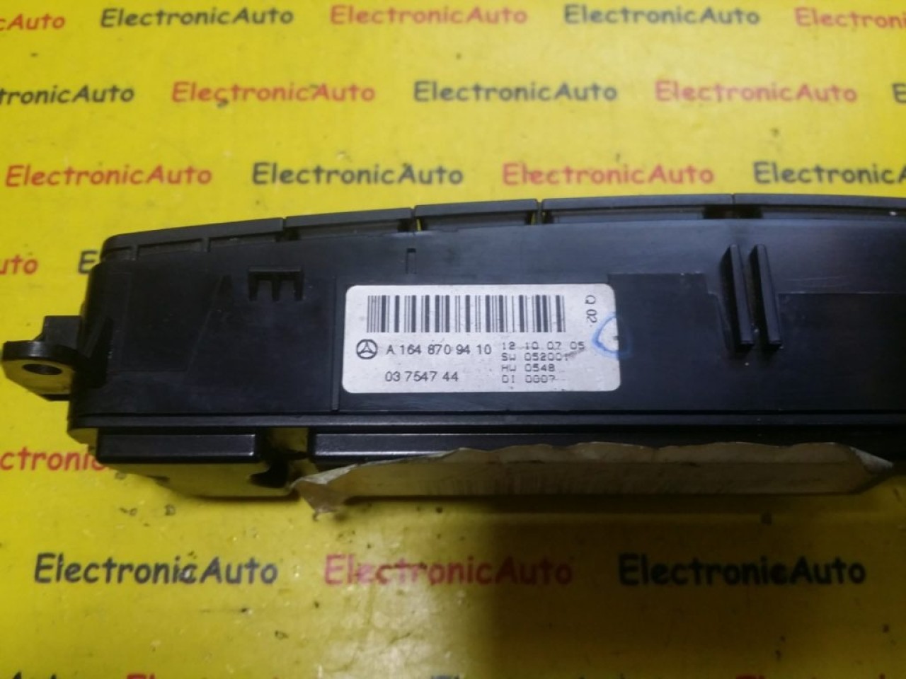 Panou Butoane Mercedes, A1648709410, 03754744