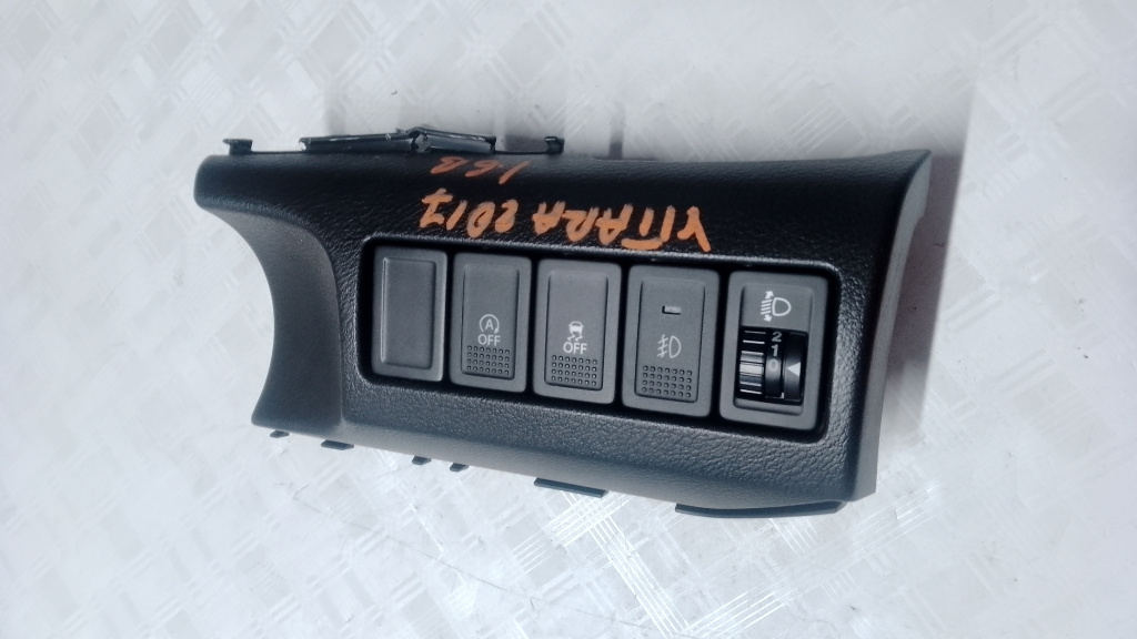 Panou butoane Suzuki Vitara 1.6 Benzina 2016, -