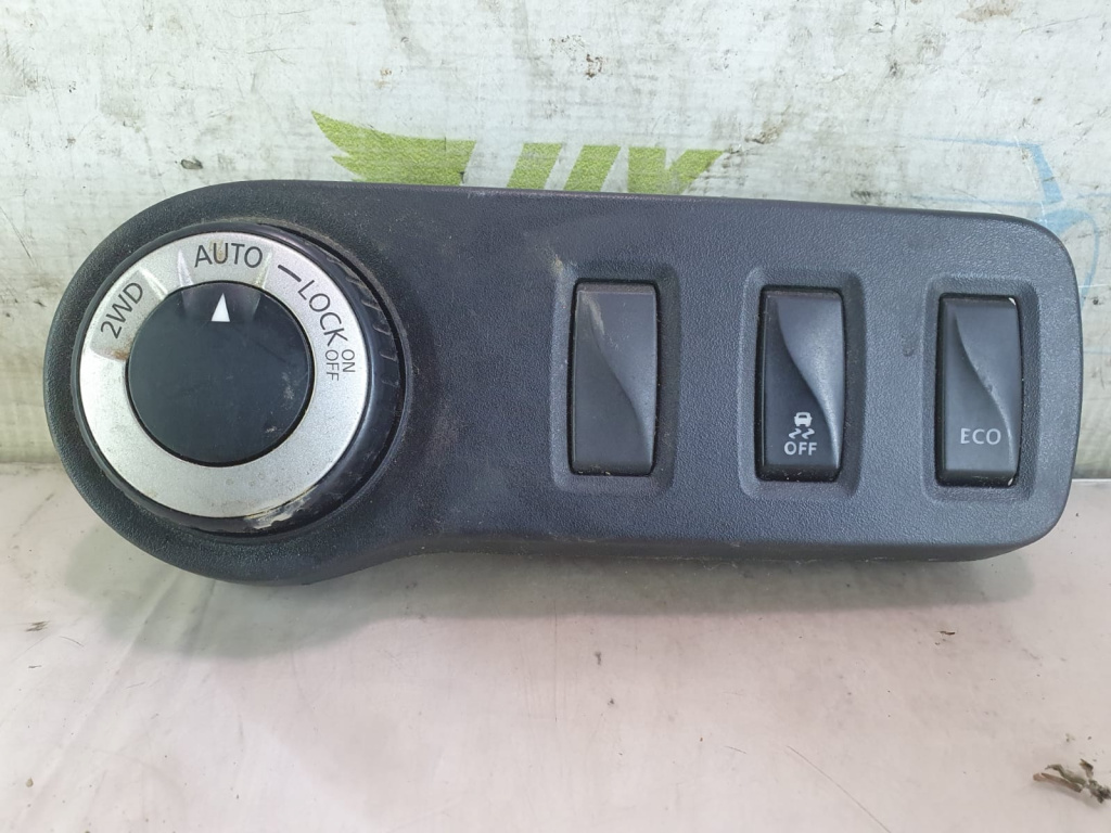 Panou butoane switch 251635247r Dacia Duster [facelift] [2013 - 2017] 1.5 dci K9K858