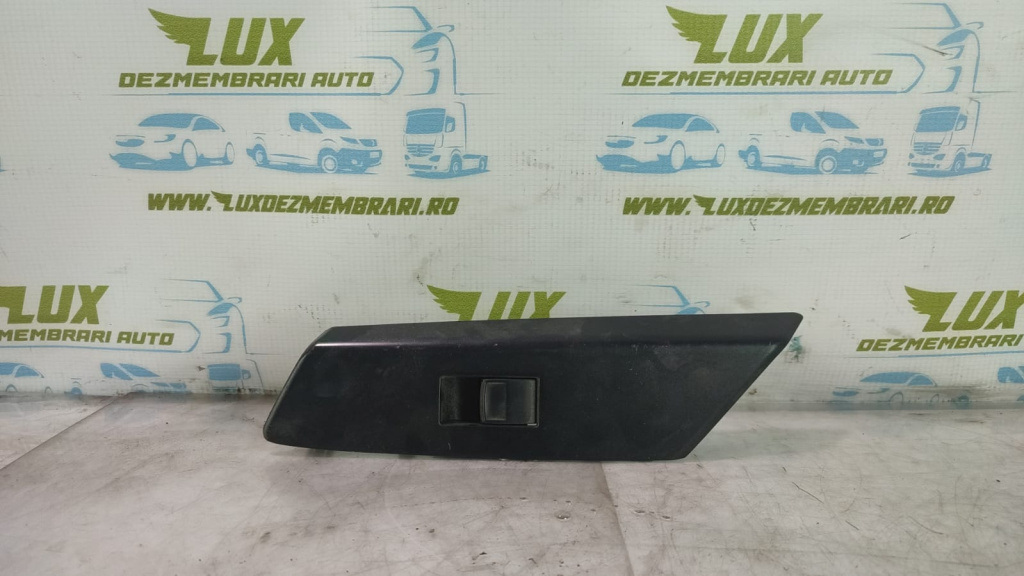 Panou buton geam stanga spate 74272-42070 Toyota Rav 4 4 (XA40) [facelift] [2015 - 2019]