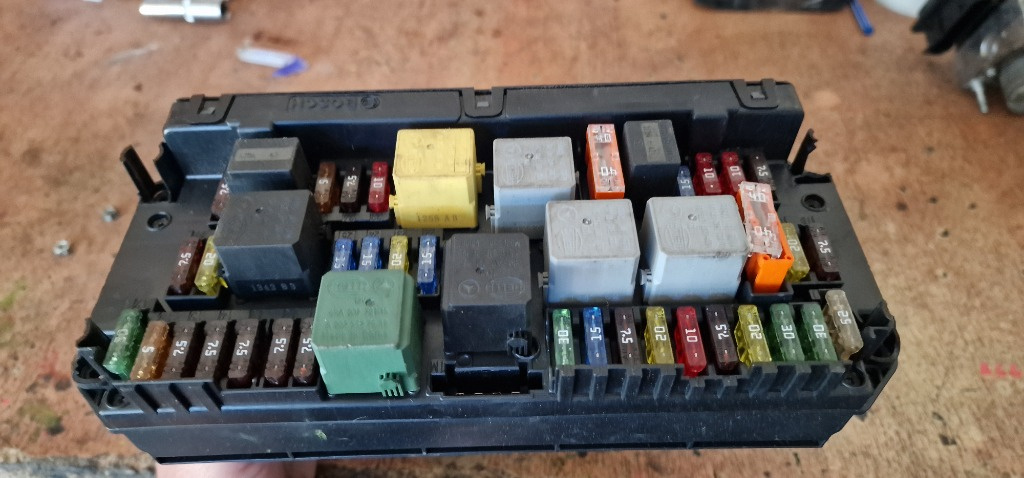 Panou Calculator SAM Mercedes W212 cod A2129006012