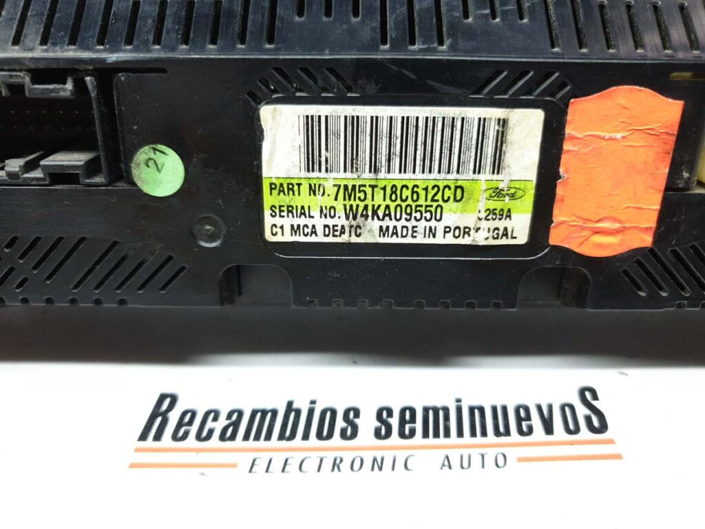 Panou clima FORD FOCUS 7M5T18C612CD7M5T18C612CD