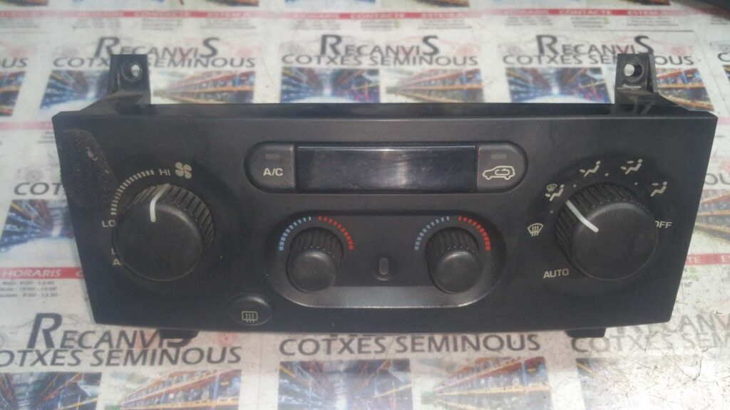 Panou clima JEEP GRAND CHEROKEE P55116885AB / 12225129P55116885AB / 12225129