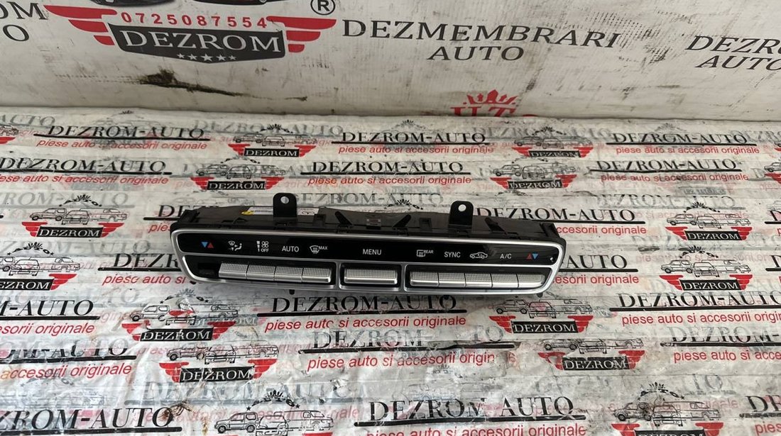 Panou clima Mercedes C-Class [W205] Piesa are un buton lipsa cod: A2059058105