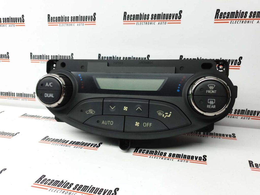 Panou clima TOYOTA YARIS 55900 0D330 / 559000D33055900 0D330 / 559000D330