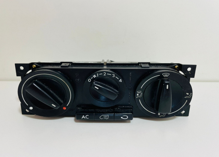 Panou climatronic 7M5907049D Ford Galaxy [facelift] [2000 - 2006]