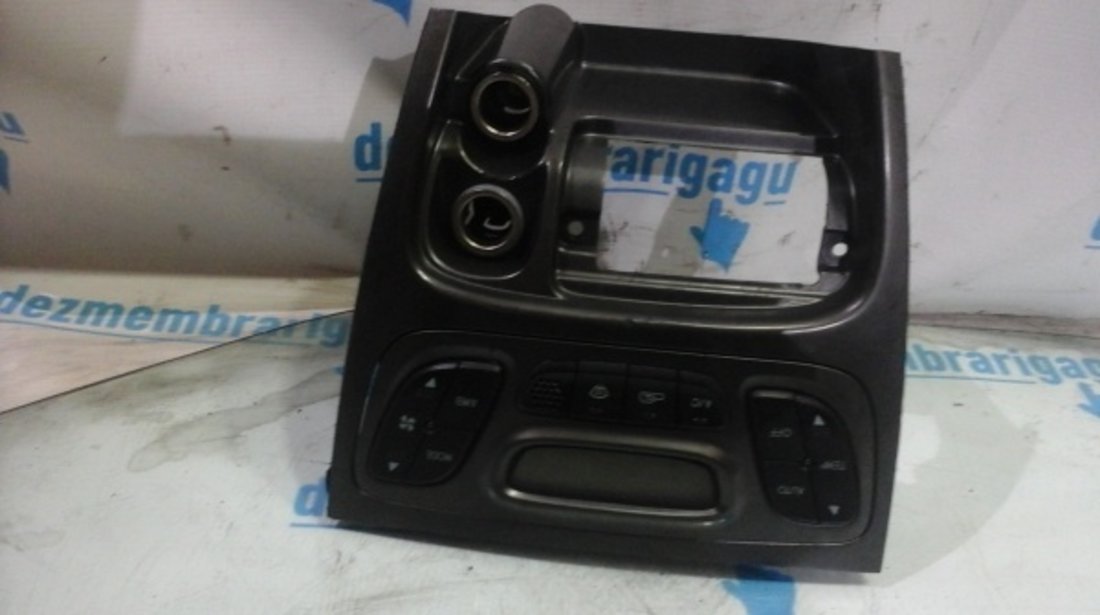 Panou climatronic Hyundai Santa Fe (2001-2006)