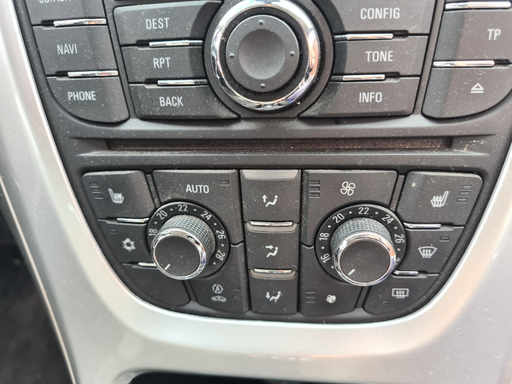 Panou climatronic incalzire in scaune Opel Astra J