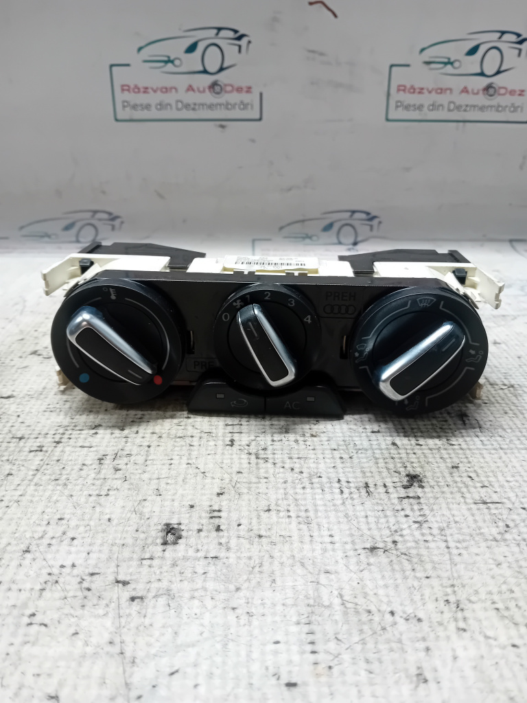 Panou comandă climă Audi A1 2011, 8X0820045A