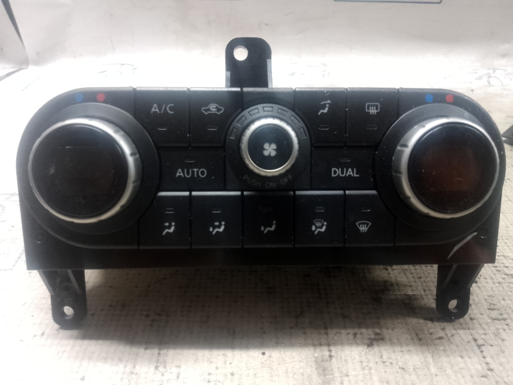 Panou comandă climă Nissan Qashqai 2011, 27500BB60A