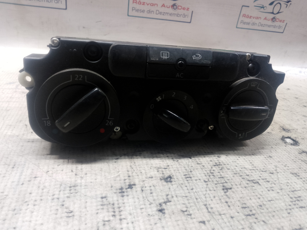 Panou comandă climă Volkswagen Jetta 2010