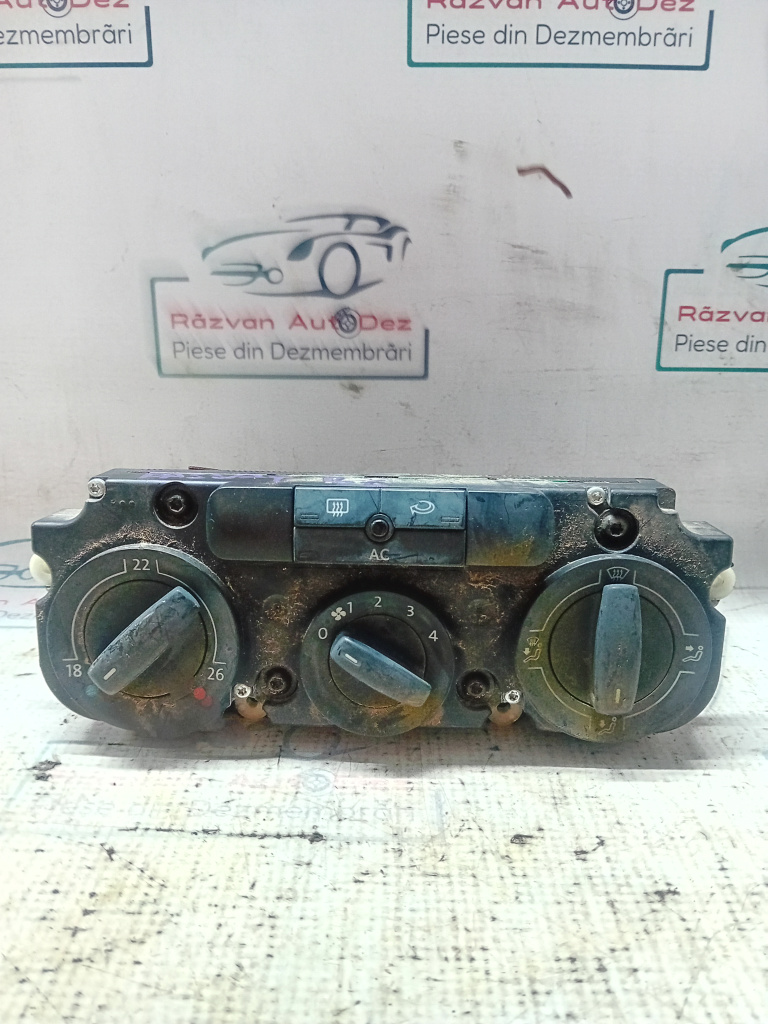 Panou comandă climă Volkswagen Passat B6 2011