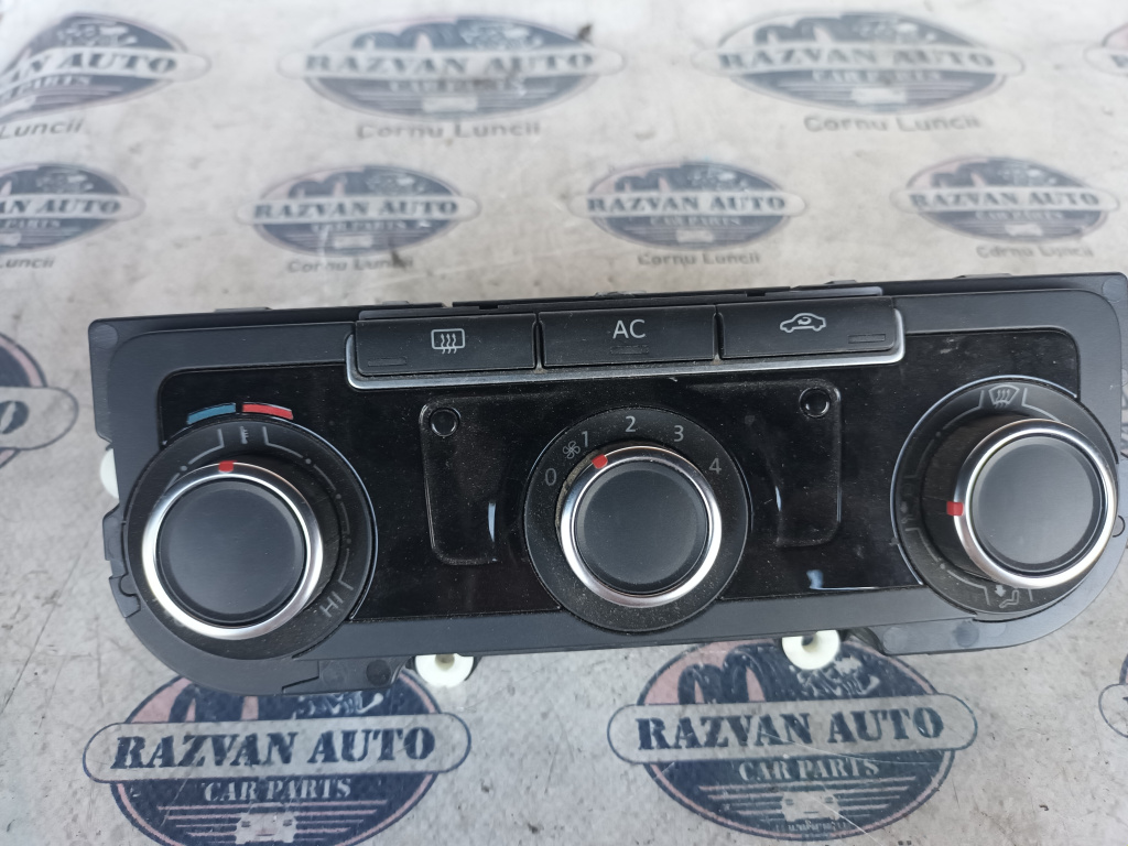 Panou comandă climă Volkswagen Touran 2012, 7N0907426K