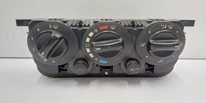 Panou comanda AC 1688302285 Mercedes-Benz A-Class W168 [facelift] [2001 - 2004]