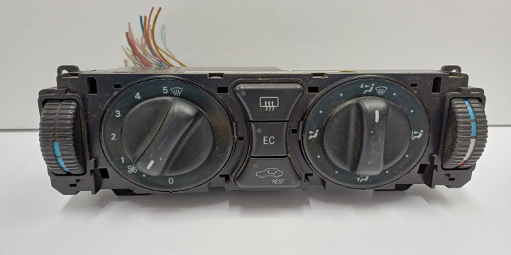 Panou comanda AC 2108303185 Mercedes-Benz E-Class W210/S210 [facelift] [1999 - 2002]