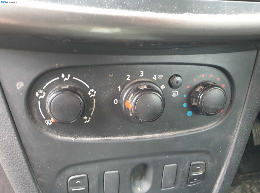 Panou Comanda AC Aer Conditionat Clima Climatronic Dacia Logan 2 2012 - 2016 [K4334]