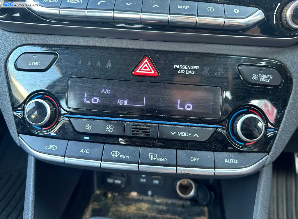 Panou Comanda AC Clima Climatronic Aer Conditionat Hyundai Ioniq 2016 - 2019 [K6503]