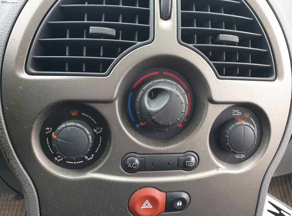 Panou Comanda AC Clima Climatronic Aer Conditionat Renault Grand Modus 2008 - 2012 [K5917]
