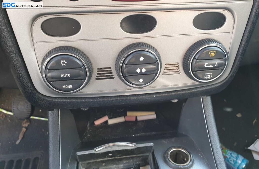 Panou Comanda AC Clima Climatronic Alfa Romeo 147 2000 - 2010