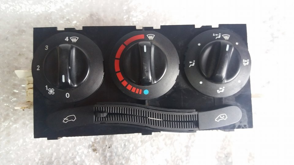 Panou comanda ac mercedes a-class w168 1997-2004 1688300385