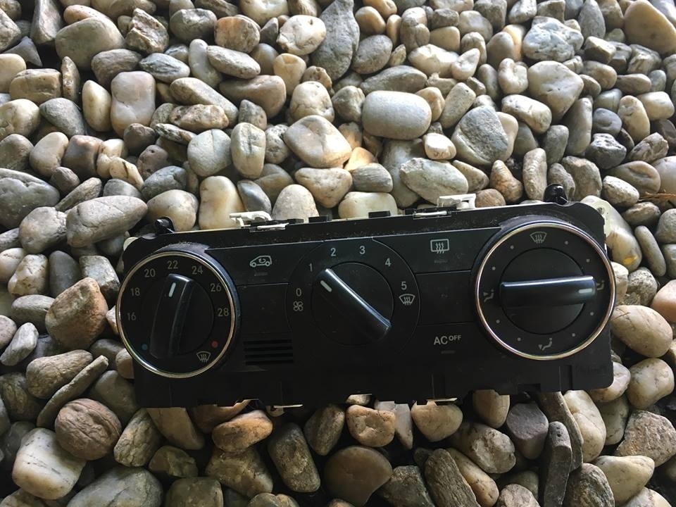 Panou comanda AC Mercedes B class w245 2007